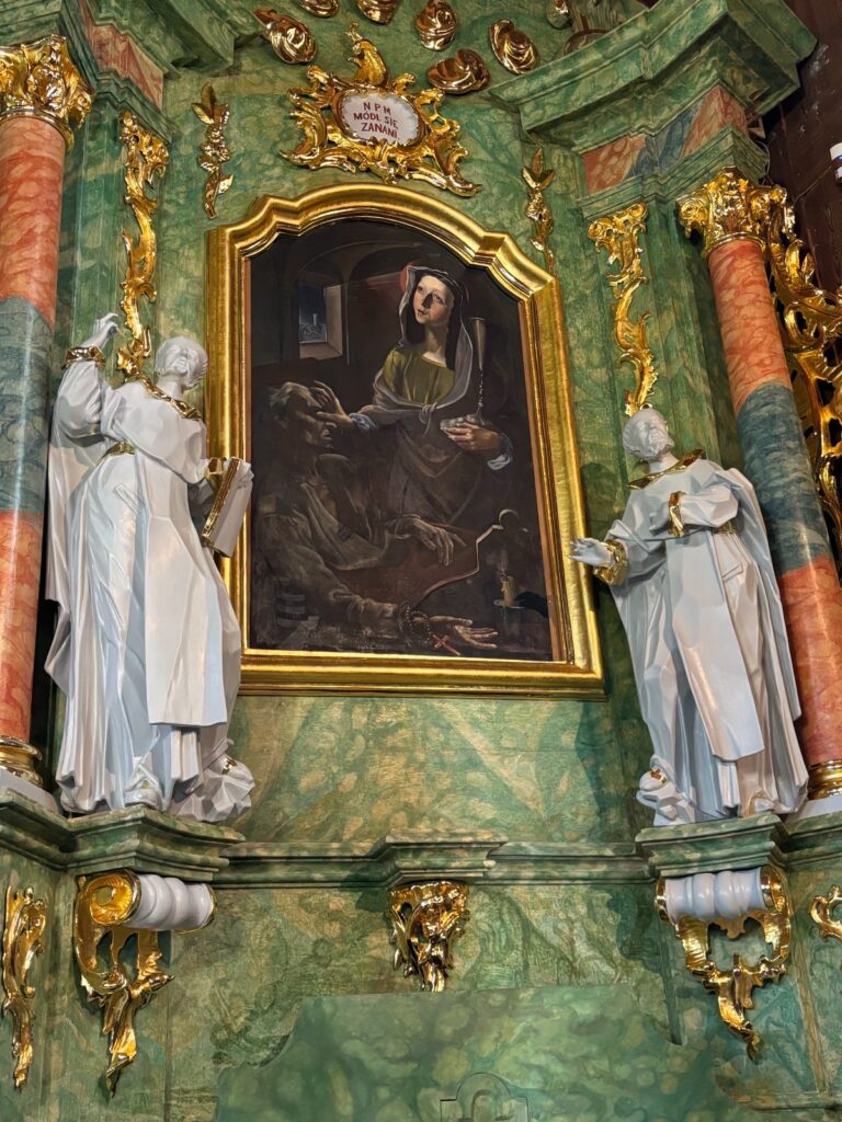 e2b74d09-d4e8-47c4-a0bf-700fde3cc3c0